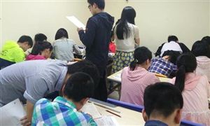 中國已建成當代世界規模最大教育體系 中國高等教育行業未來潛力分析