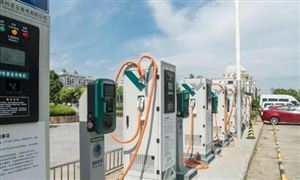 國慶高速囧途：我在充電樁排隊消耗假期余額 充電樁行業的市場現狀
