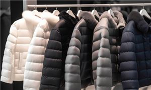 天氣一冷 這個市場太熱了 中國羽絨服市場消費潛力大 羽絨服行業并購重組機會