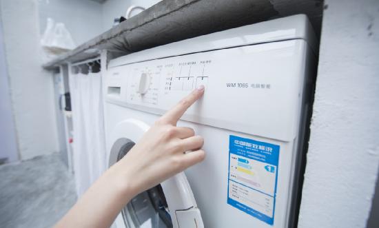 2024年一季度白電三巨頭業績情況如何?白色家電市場競爭及發展趨勢分析