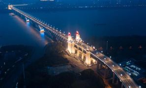 2025年中國(guó)照明電器市場(chǎng)：智能升級(jí)、綠色轉(zhuǎn)型與千億賽道新機(jī)遇